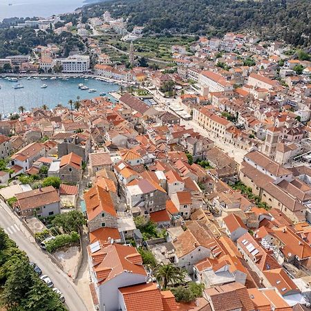 Villa Capitis In The Center Hvar Town Zewnętrze zdjęcie
