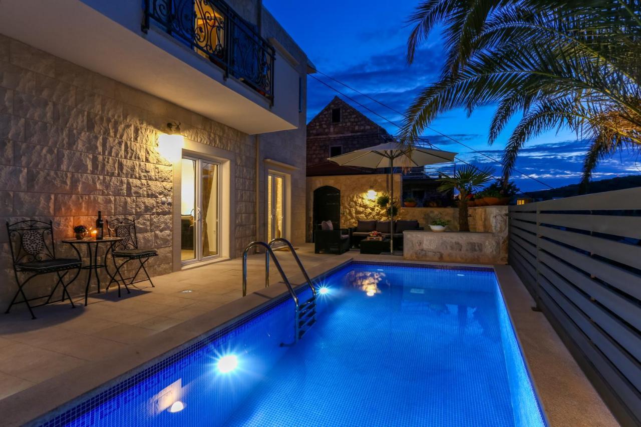 Villa Capitis In The Center Hvar Town Zewnętrze zdjęcie